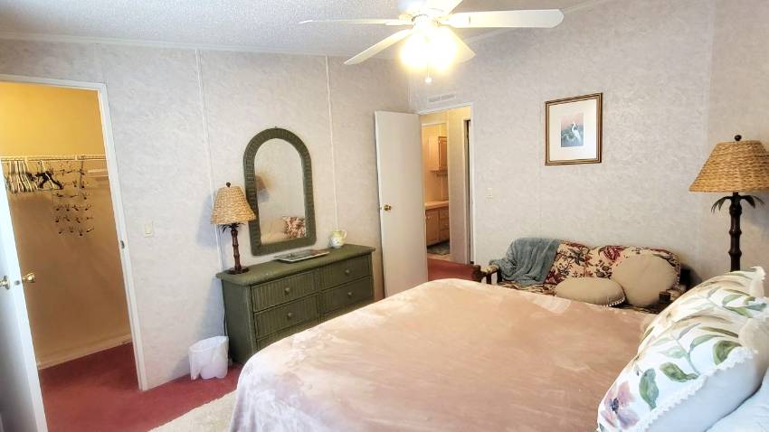 2204 Robin Ridge Pl. a Lake Wales, FL Mobile or Manufactured Home for Sale